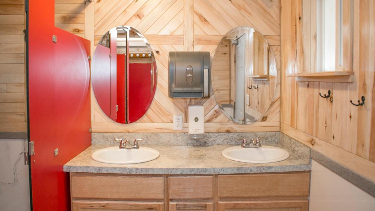 Ok Rv Park Glamping Tipi Ok55 Hotel Moab Luaran gambar